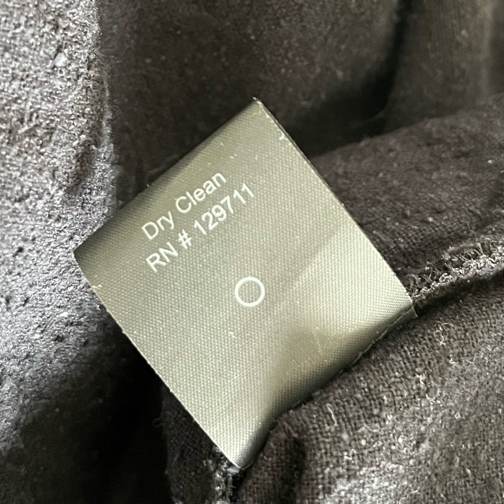 JENNI KAYNE | Bestselling Raw Silk Pleated High Waisted Short in Black | Size 12 - Picture 12 of 12